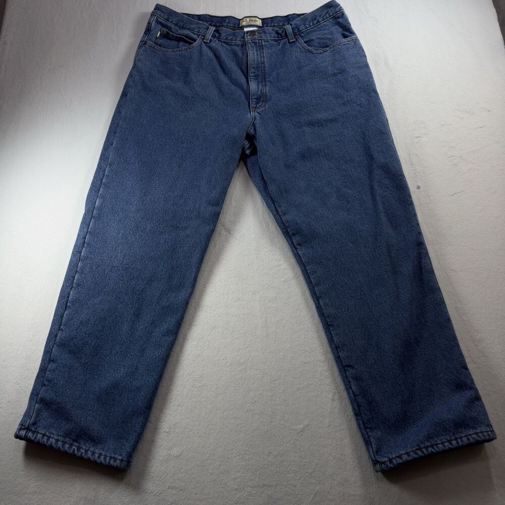 LL Bean Jeans Men's Size 40x29 Denim Classic Fit Fleece Lining Color Blue